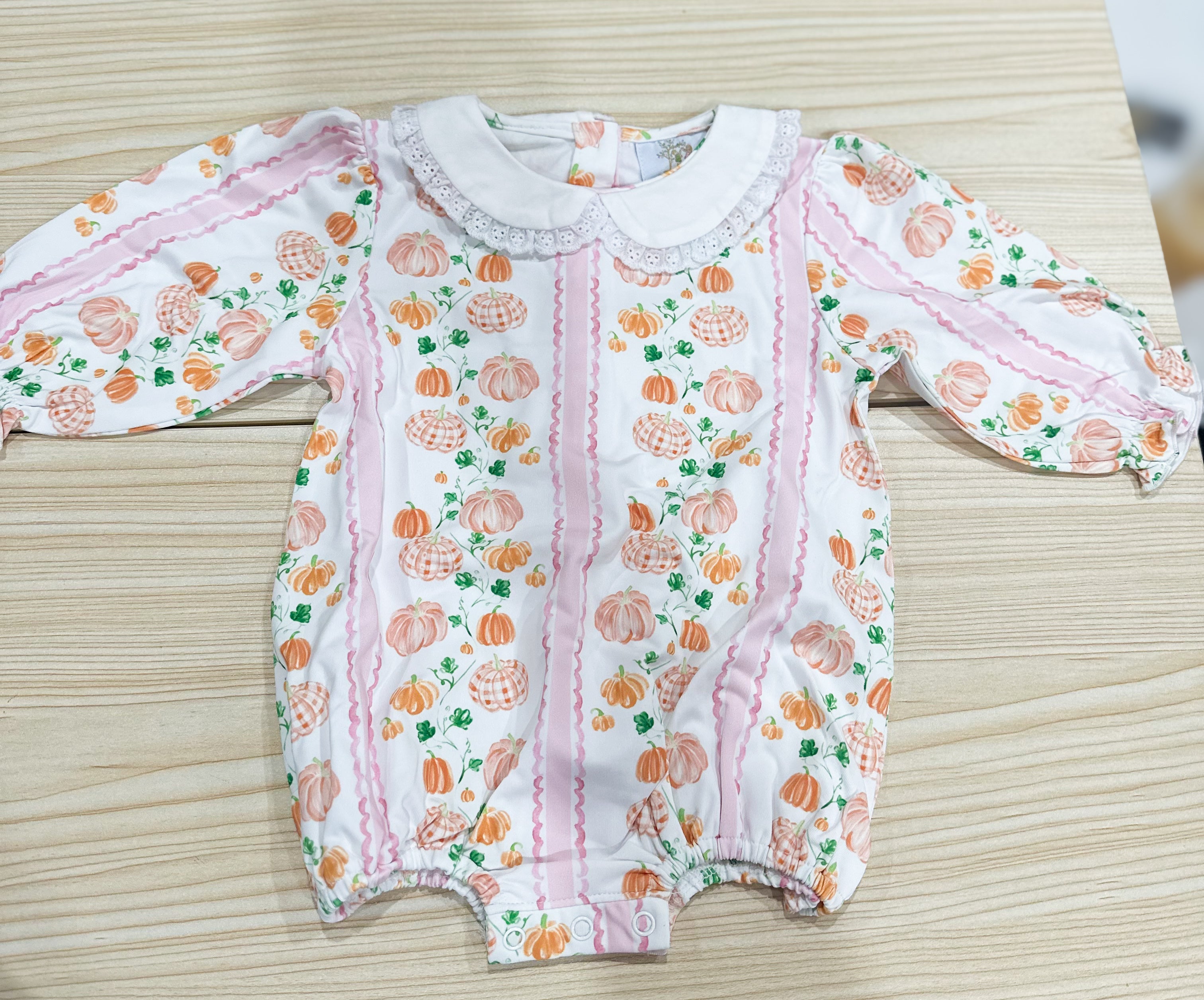 Girls Pink Scallop Pumpkins Bubble
