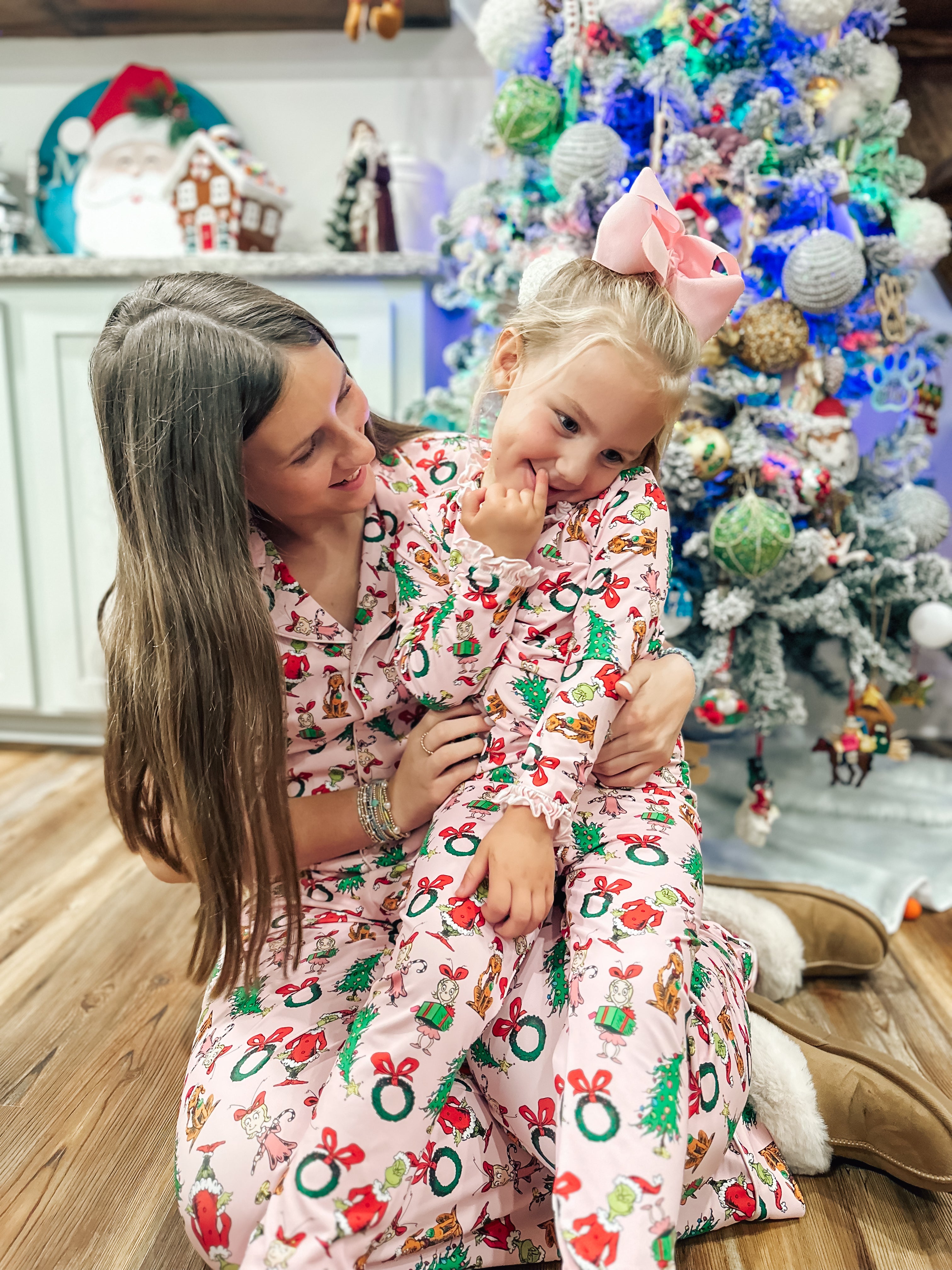 Girls Grinch Knit Pajamas RTS