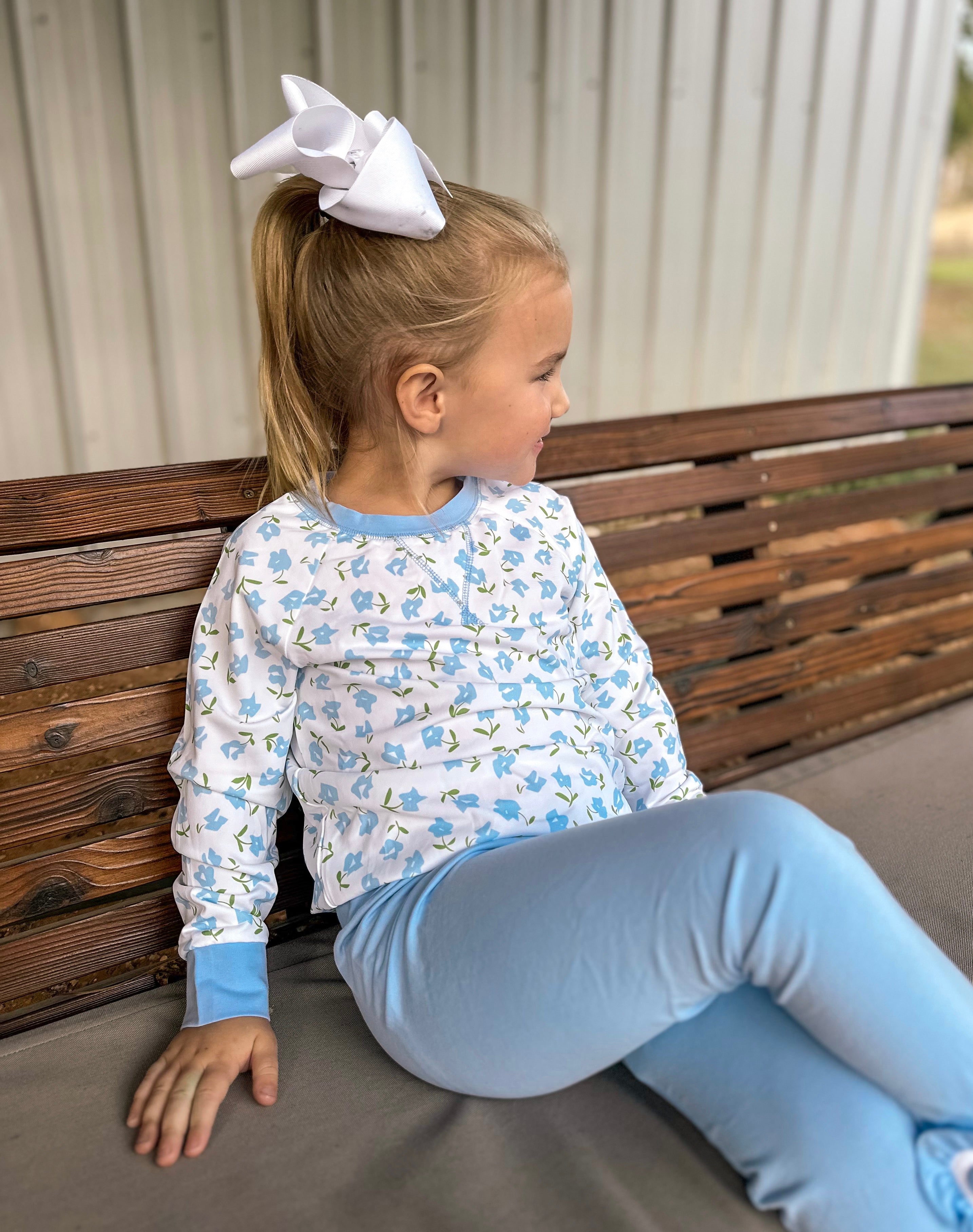 Girls Blue Floral Pullover Set