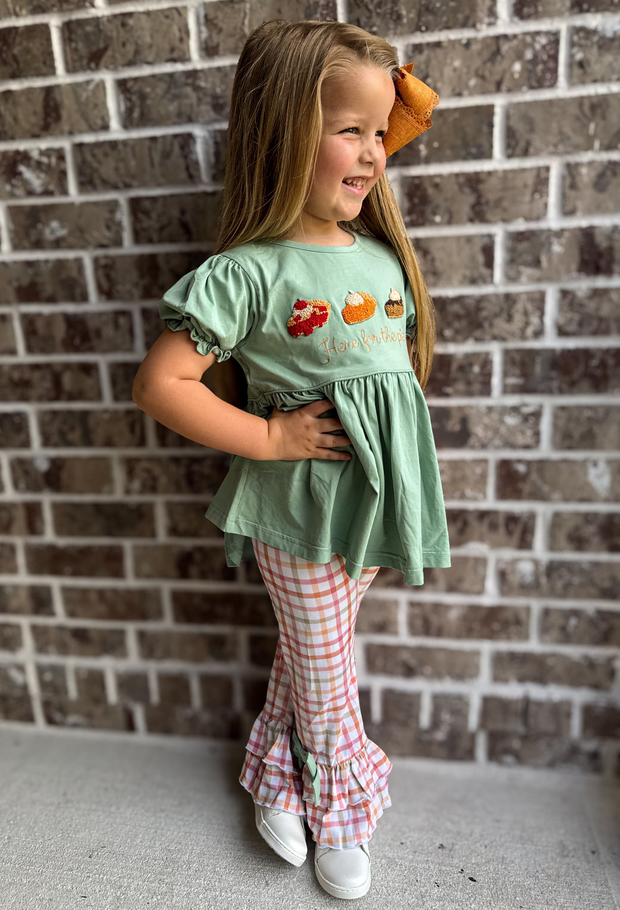 Girls Here For The Pie French Knot Ruffle Pants Set