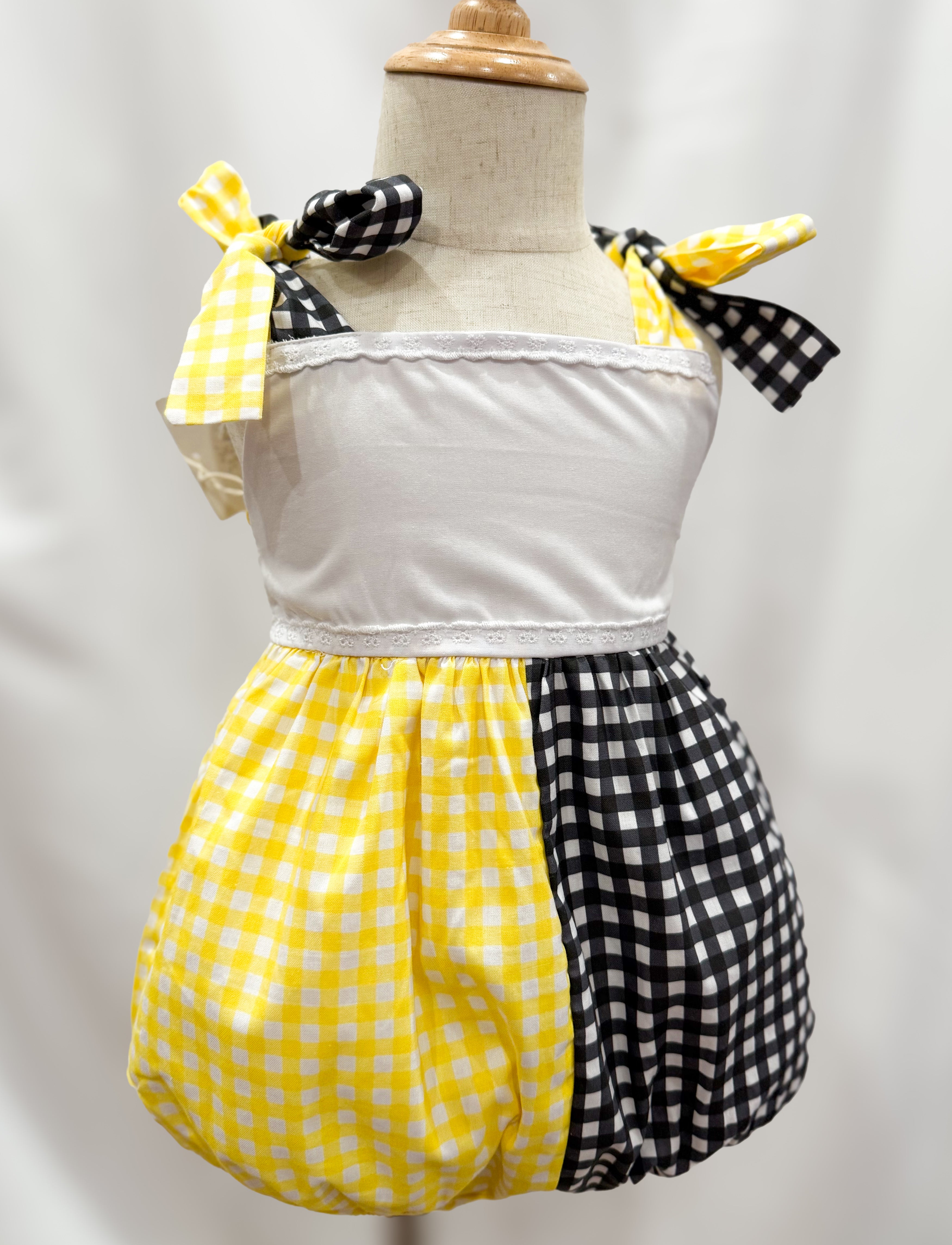 Gold & Black Gingham Bubble