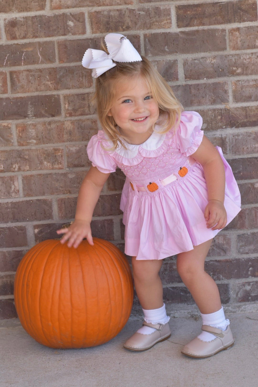 Girls Fancy Pumpkins Smocked Bloomer Set