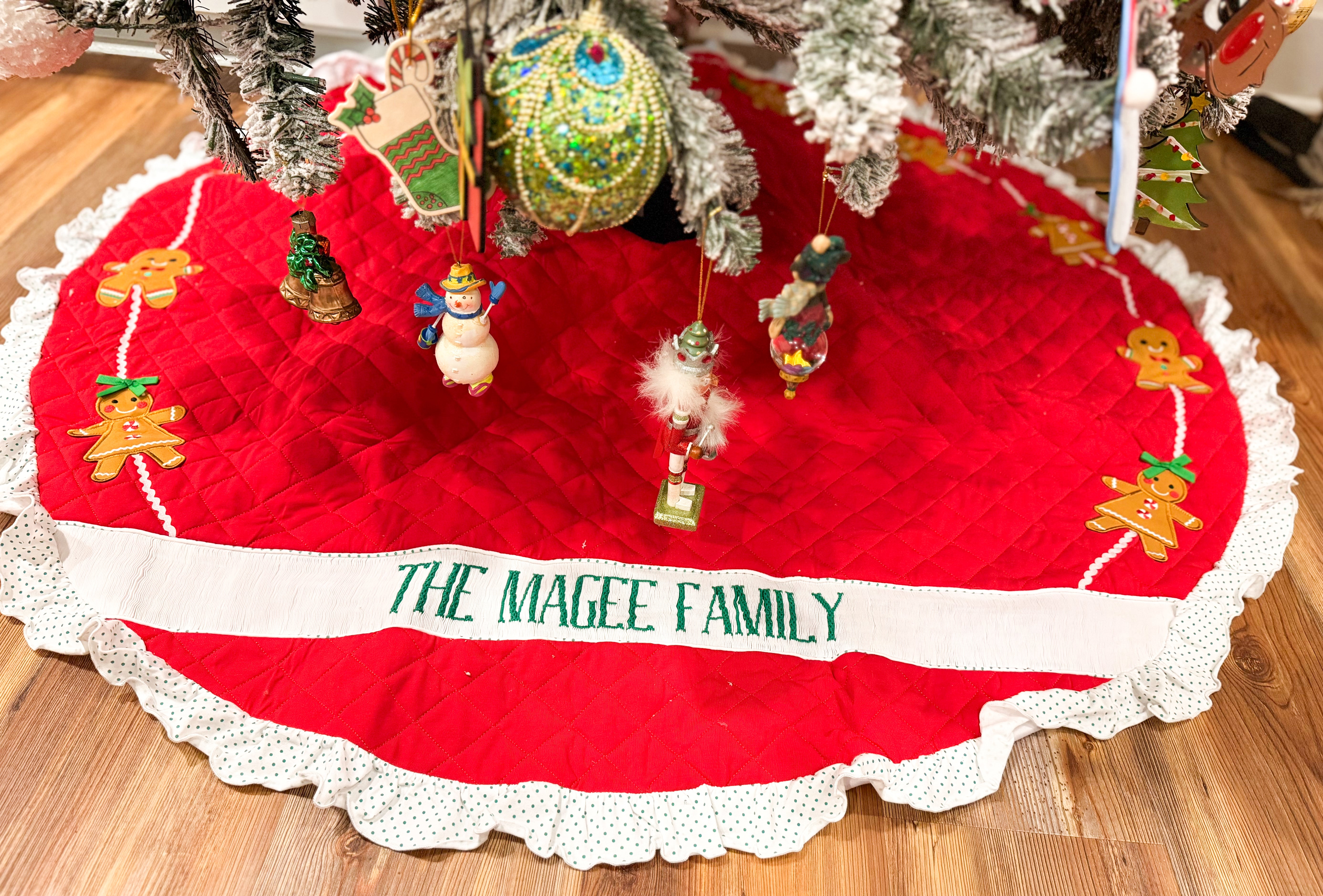PRE ORDER 3D Gingerbread Icing Tree Skirt | ETA to LBS: October