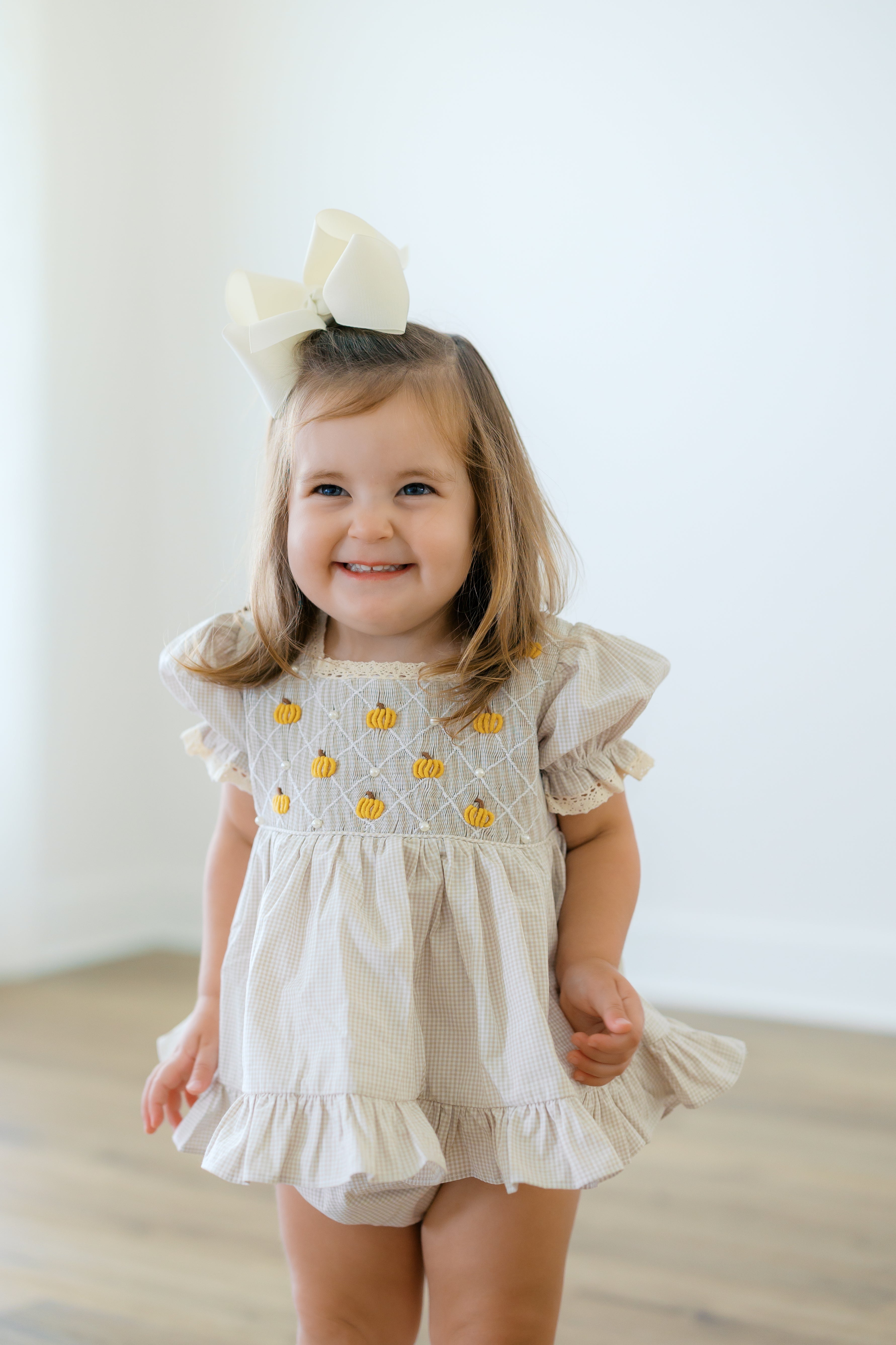 Girls Smocked Heirloom Pearl Pumpkins Bloomer Set & Dress