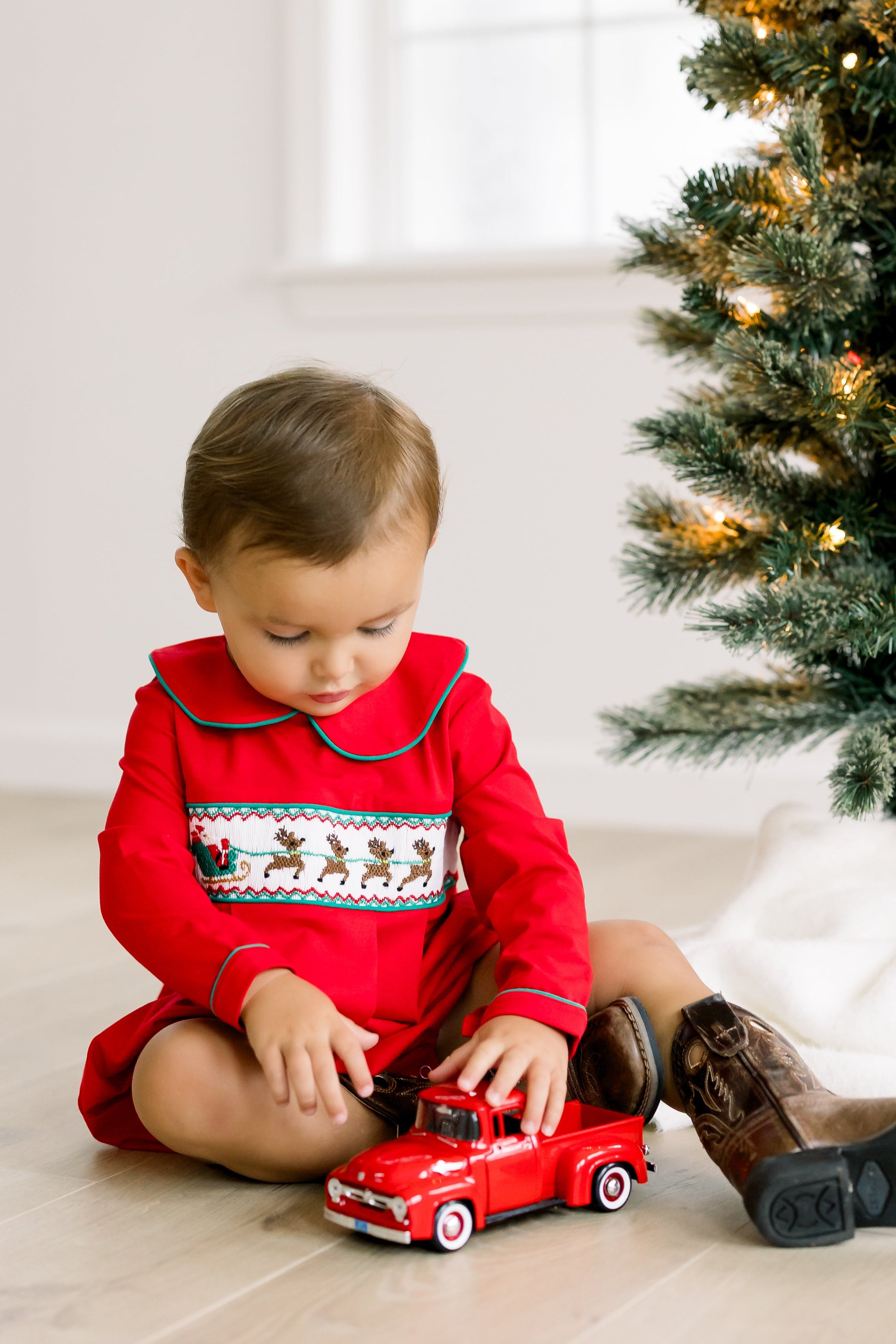 PRE ORDER Boys Smocked Here Comes Santa Claus Bubble | ETA to LBS: OCTOBER