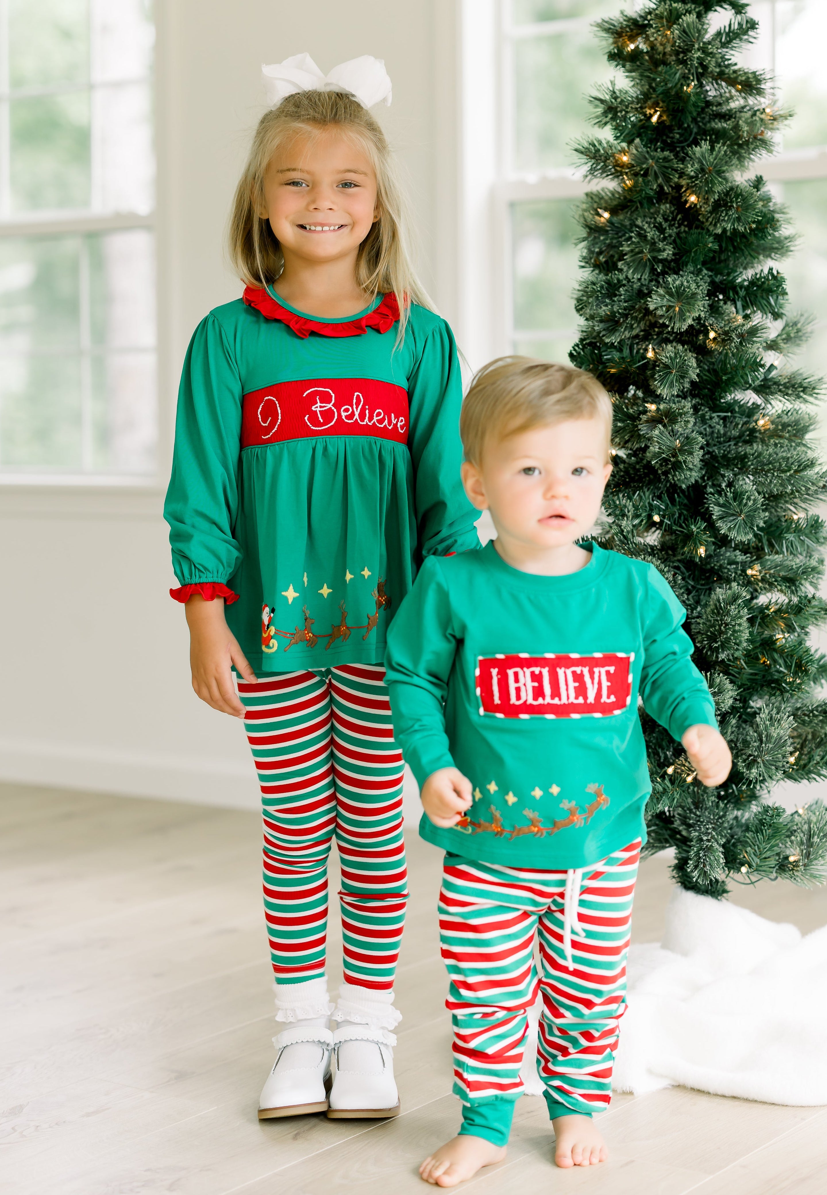 PRE ORDER Girls Smocked I Believe Legging Set | ETA to LBS: OCTOBER